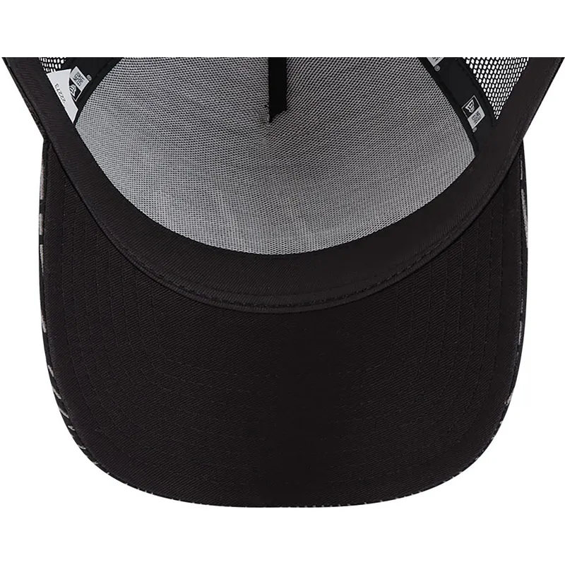 kepure-islenkta-juoda-snapback-a-frame-reflective-all-over-print-valentino-rossi-vr46-motogp-new-era