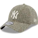 kepure-islenkta-pilka-reguliuojama-juostele-9twenty-tweed-pack-new-york-yankees-mlb-new-era