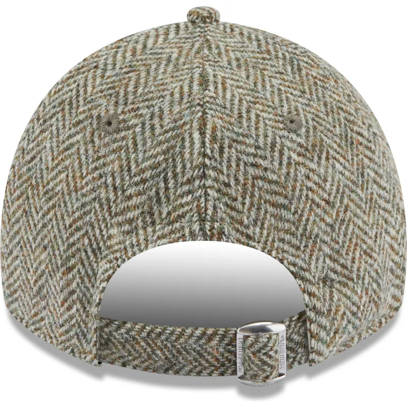 kepure-islenkta-pilka-reguliuojama-juostele-9twenty-tweed-pack-new-york-yankees-mlb-new-era