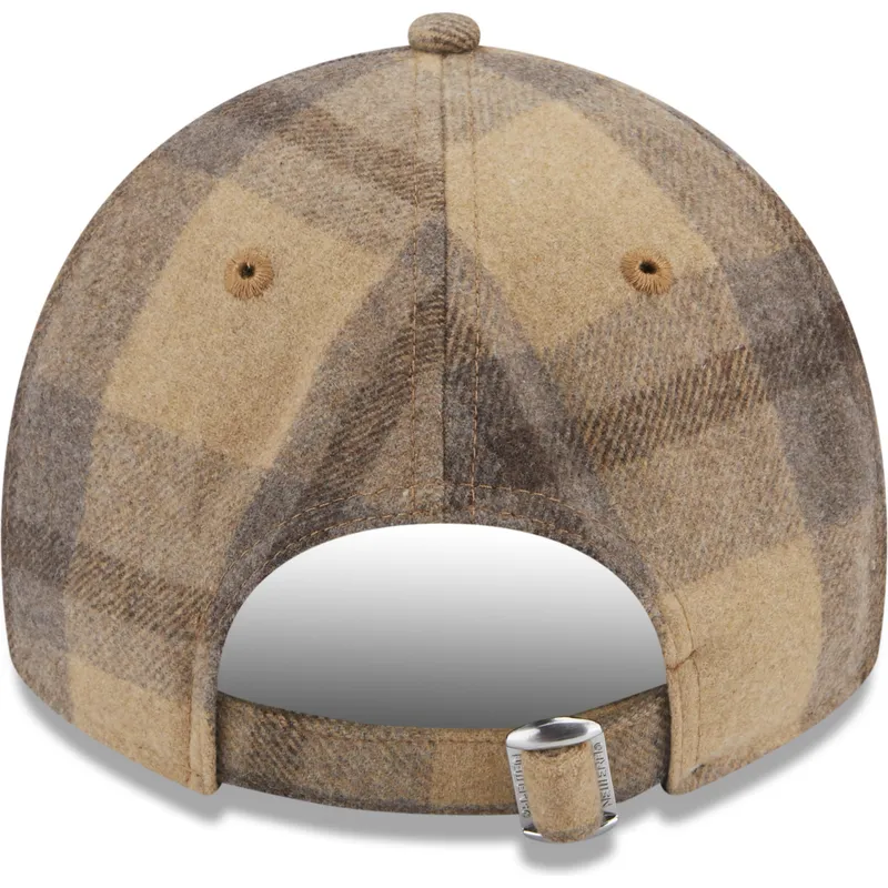 kepure-islenkta-ruda-reguliuojamas-9twenty-check-new-era
