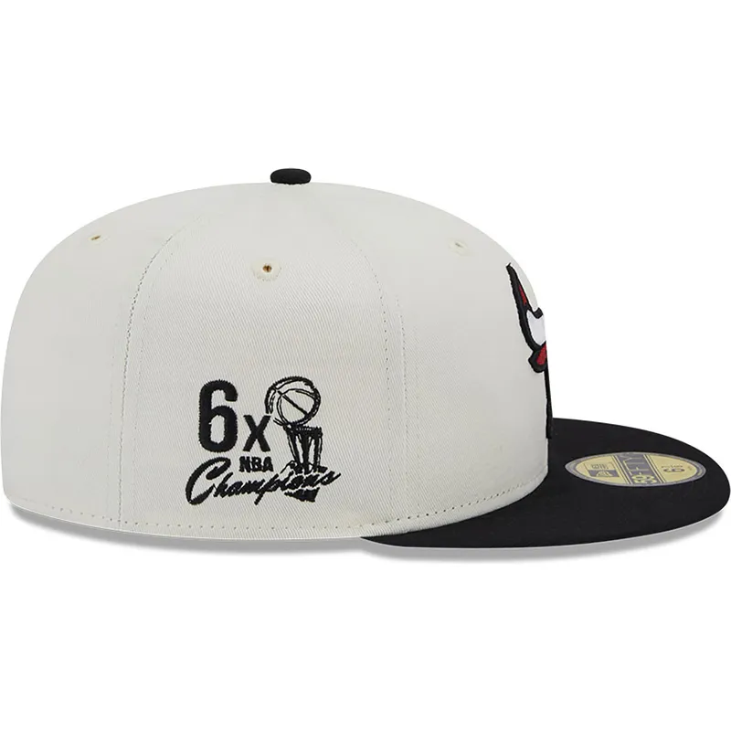 kepure-plokscia-balta-priglundanti-59fifty-championships-chicago-bulls-nba-new-era