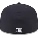 kepure-plokscia-tamsiai-melyna-priglundanti-59fifty-team-outline-new-york-yankees-mlb-new-era