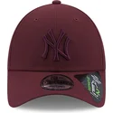 kepure-islenkta-raudona-reguliuojamas-9forty-repreve-new-york-yankees-mlb-new-era
