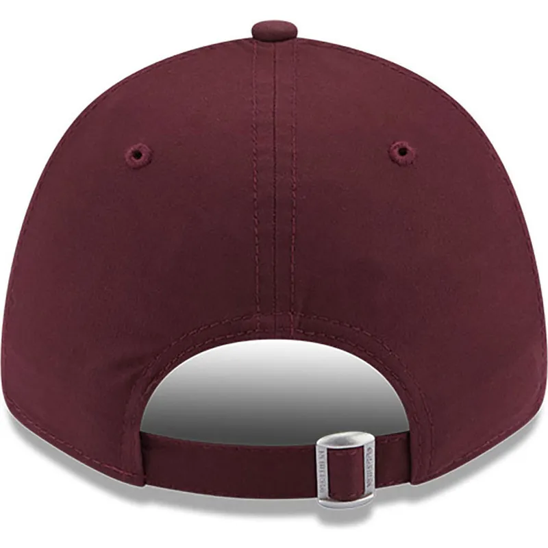 kepure-islenkta-raudona-reguliuojamas-9forty-repreve-new-york-yankees-mlb-new-era