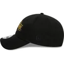 kepure-islenkta-juoda-reguliuojamas-9forty-metallic-badge-los-angeles-lakers-nba-new-era