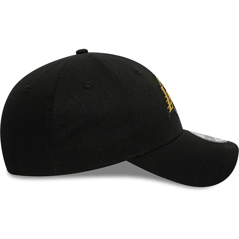 kepure-islenkta-juoda-reguliuojamas-9forty-metallic-badge-los-angeles-lakers-nba-new-era