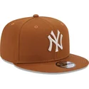 kepure-plokscia-ruda-snapback-9fifty-league-essential-new-york-yankees-mlb-new-era