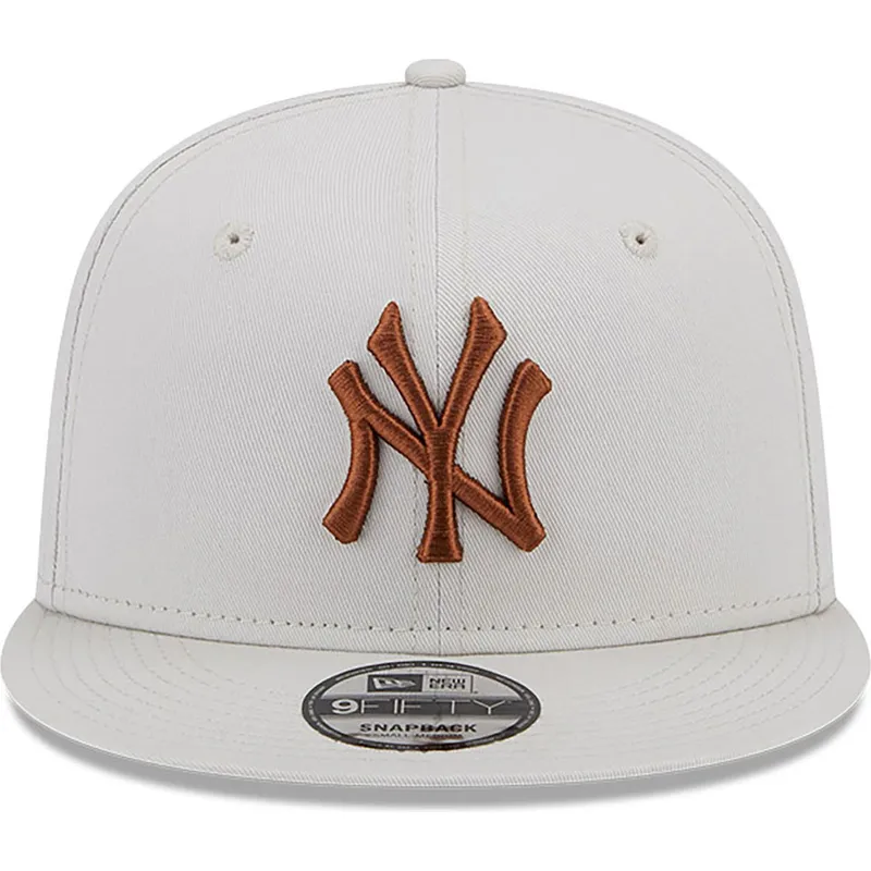 kepure-plokscia-smelio-snapback-9fifty-league-essential-new-york-yankees-mlb-new-era