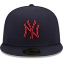 cap-plokscia-navy-blue-ajustada-59fifty-league-essential-new-york-yankees-mlb-new-era