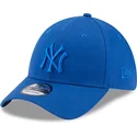 niebieska-czapka-z-zakrzywionym-daszkiem-i-niebieskim-logo-39thirty-league-essential-new-york-yankees-mlb-od-new-era