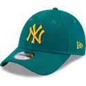 kepure-islenkta-zalia-reguliuojamas-9forty-league-essential-new-york-yankees-mlb-new-era