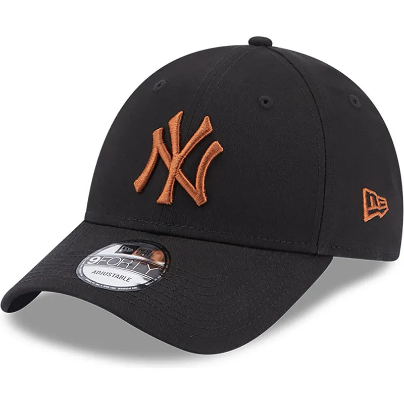 kepure-islenkta-juoda-reguliuojamas-9forty-league-essential-new-york-yankees-mlb-new-era