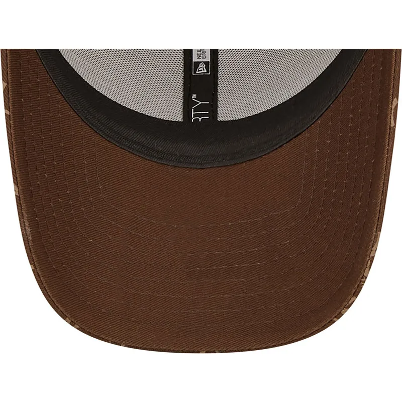 kepure-islenkta-ruda-reguliuojamas-9forty-monogram-new-york-yankees-mlb-new-era