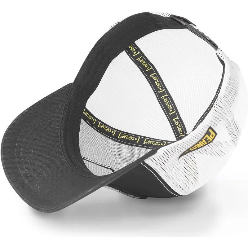 cap-islenkta-black-snapback-snoopy-peanuts-capslab