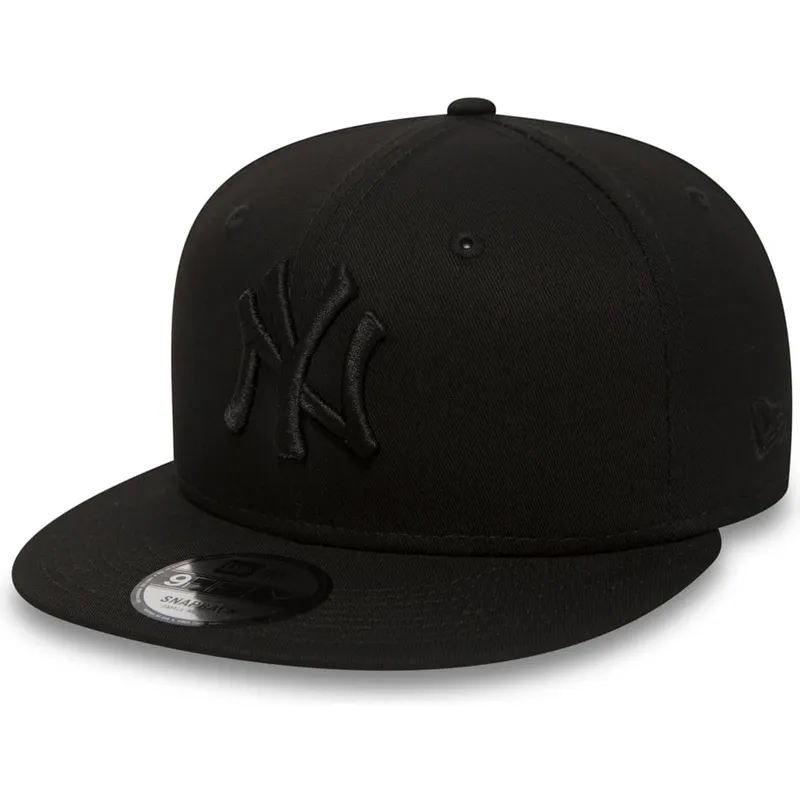cap-plokscia-black-snapback-9fifty-black-on-black-new-york-yankees-mlb-new-era
