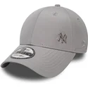 regulowana-szara-czapka-z-zakrzywionym-daszkiem-9forty-flawless-logo-new-york-yankees-mlb-od-new-era