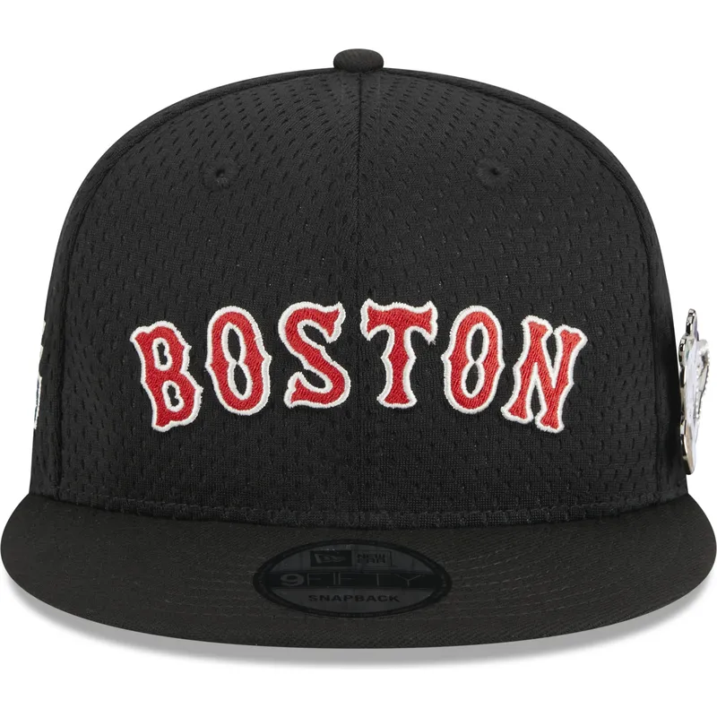 kepure-plokscia-juoda-snapback-9fifty-post-up-pin-boston-red-sox-mlb-new-era