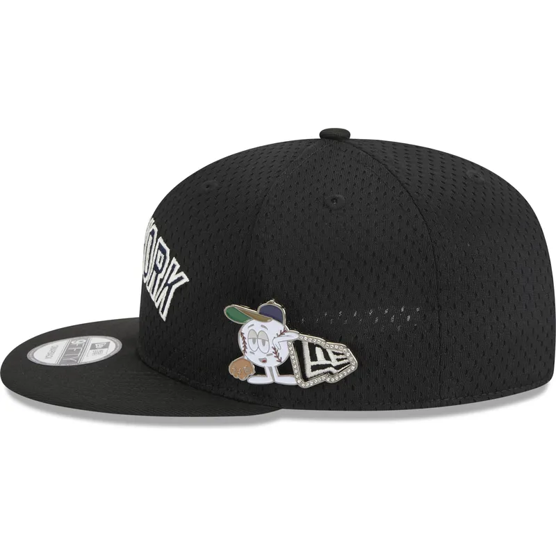 cap-plokscia-black-snapback-9fifty-post-up-pin-new-york-yankees-mlb-new-era