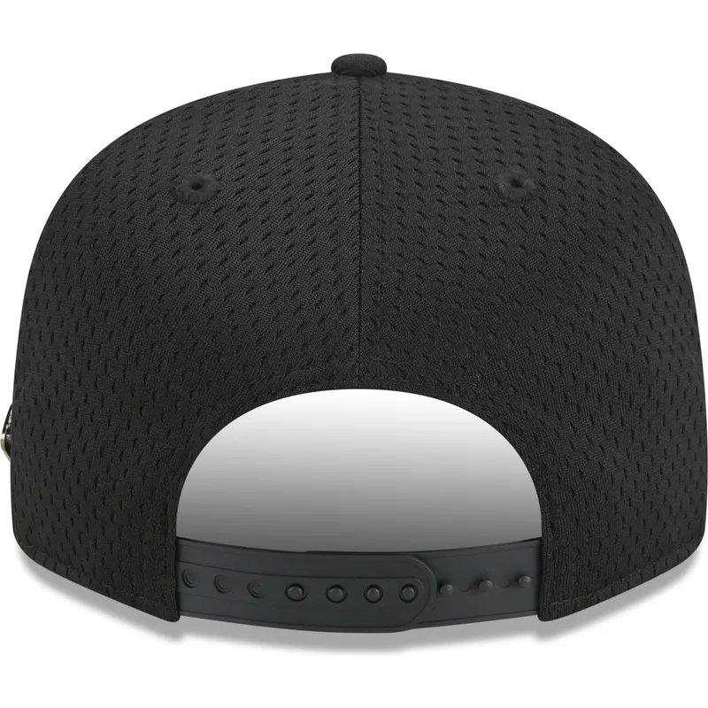 kepure-plokscia-juoda-snapback-9fifty-post-up-pin-new-york-yankees-mlb-new-era