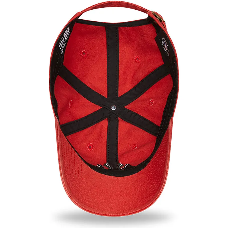 kepure-islenkta-raudona-reguliuojamas-9twenty-league-essential-new-york-yankees-mlb-new-era