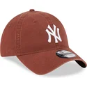 regulowana-brazowa-czapka-z-zakrzywionym-daszkiem-9twenty-league-essential-new-york-yankees-mlb-od-new-era