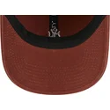 regulowana-brazowa-czapka-z-zakrzywionym-daszkiem-z-brazowym-logo-9twenty-mini-logo-new-york-yankees-mlb-od-new-era