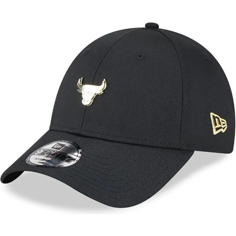 kepure-islenkta-juoda-reguliuojamas-9forty-pin-chicago-bulls-nba-new-era