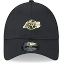 kepure-islenkta-juoda-reguliuojamas-9forty-pin-los-angeles-lakers-nba-new-era