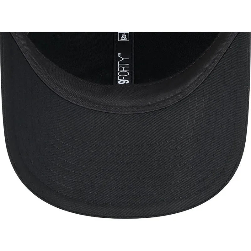 kepure-islenkta-juoda-reguliuojamas-9forty-pin-los-angeles-lakers-nba-new-era