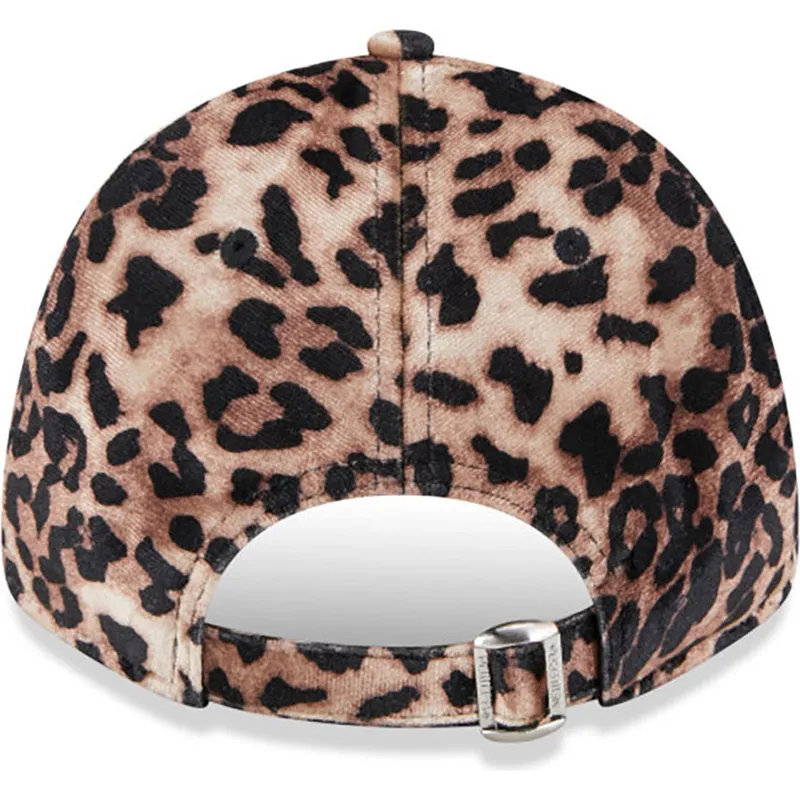 cap-islenkta-leopard-adjustable-strap-rosa-9forty-velour-new-york-yankees-mlb-new-era