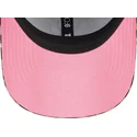 kepure-islenkta-leopardinis-reguliuojama-juostele-rosa-9forty-velour-new-york-yankees-mlb-new-era