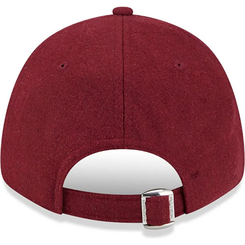 kepure-islenkta-raudona-reguliuojamas-9forty-essential-melton-wool-new-york-yankees-mlb-new-era