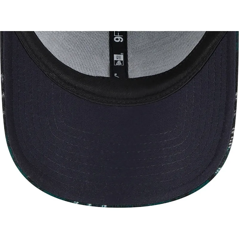 kepure-islenkta-zalia-reguliuojamas-9forty-check-new-york-yankees-mlb-new-era