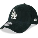 regulowana-zielona-czapka-z-zakrzywionym-daszkiem-z-bezowym-logo-9forty-wide-cord-los-angeles-dodgers-mlb-od-new-era