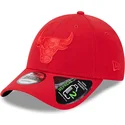 kepure-islenkta-raudona-reguliuojamas-9forty-repreve-outline-chicago-bulls-nba-new-era