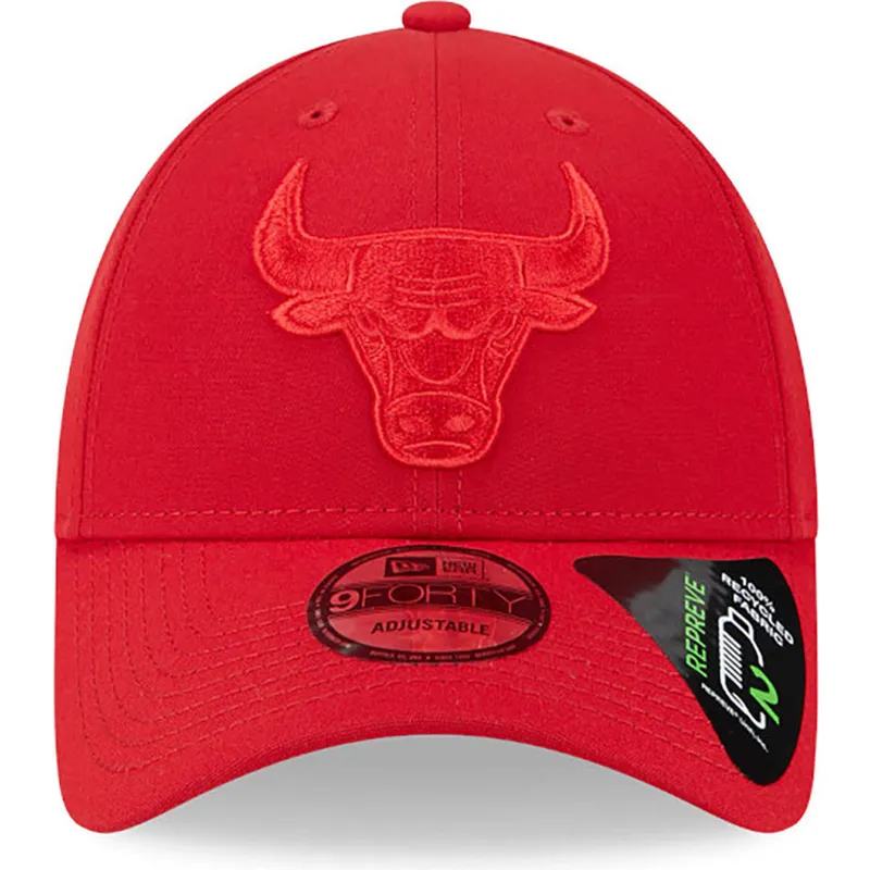 kepure-islenkta-raudona-reguliuojamas-9forty-repreve-outline-chicago-bulls-nba-new-era