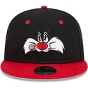 kepure-plokscia-juoda-snapback-9fifty-silvestre-looney-tunes-new-era