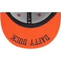 kepure-plokscia-juoda-snapback-9fifty-pato-lucas-looney-tunes-new-era