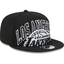 kepure-plokscia-juoda-snapback-9fifty-tip-off-2023-los-angeles-lakers-nba-new-era