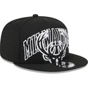 kepure-plokscia-juoda-snapback-9fifty-tip-off-2023-milwaukee-bucks-nba-new-era