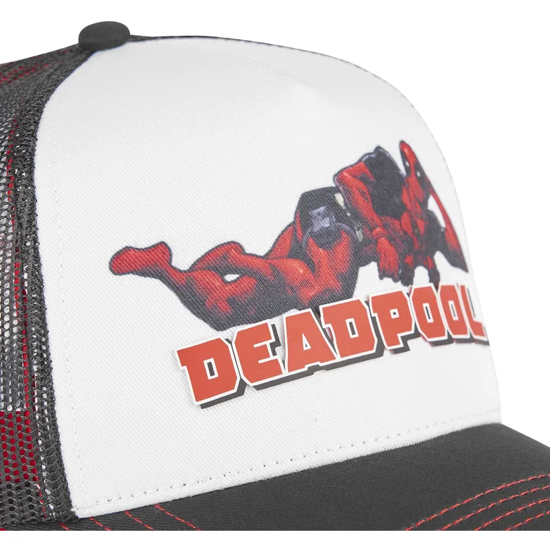 kepure-islenkta-juoda-snapback-mar6-dea3-deadpool-marvel-comics-capslab
