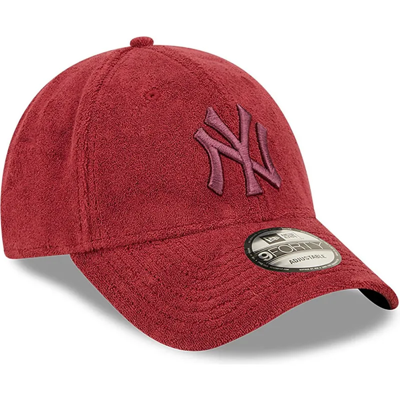 kepure-islenkta-raudona-reguliuojamas-9forty-towelling-new-york-yankees-mlb-new-era