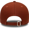 kepure-islenkta-ruda-reguliuojamas-9forty-league-essential-new-york-yankees-mlb-new-era