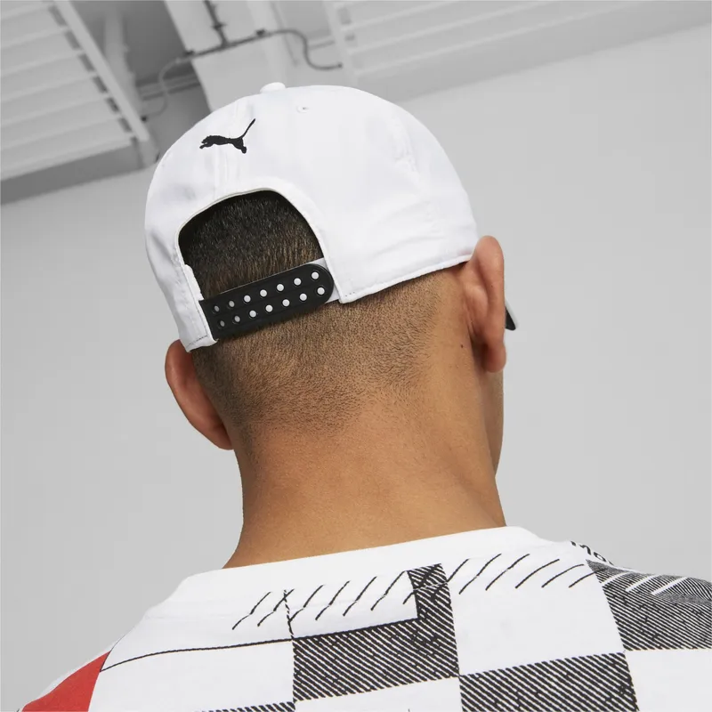 kepure-islenkta-balta-snapback-motorsport-bb-bmw-puma
