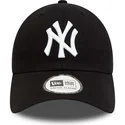 cap-islenkta-black-adjustable-strap-9twenty-league-essential-new-york-yankees-mlb-new-era