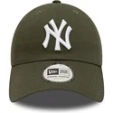 zielona-regulowana-czapka-z-zakrzywionym-daszkiem-9twenty-league-essential-new-york-yankees-mlb-new-era