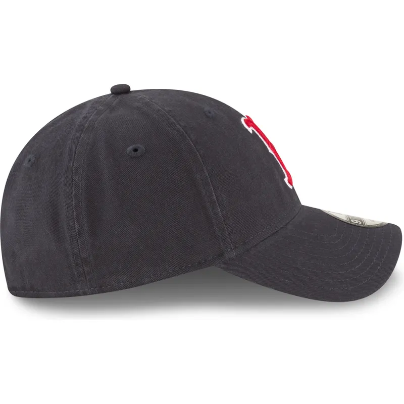 kepure-islenkta-tamsiai-melyna-reguliuojama-juostele-9twenty-core-classic-boston-red-sox-mlb-new-era