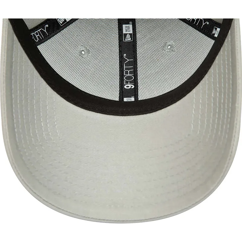 szara-czapka-z-zakrzywionym-daszkiem-snapback-9forty-essential-red-bull-racing-formula-1-new-era