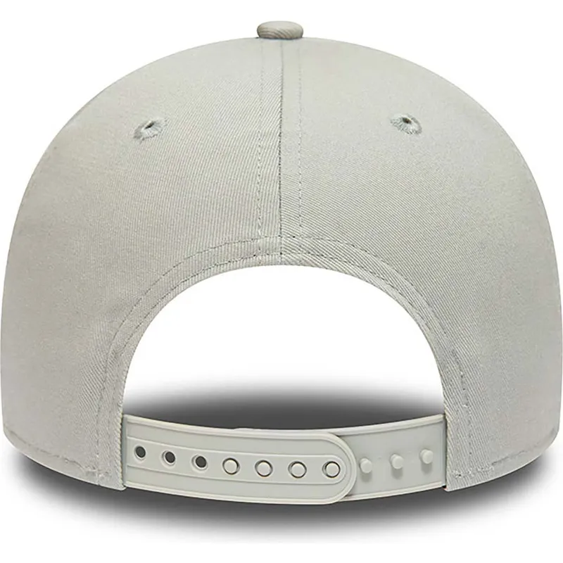 cap-islenkta-gray-snapback-9forty-essential-red-bull-racing-formula-1-new-era