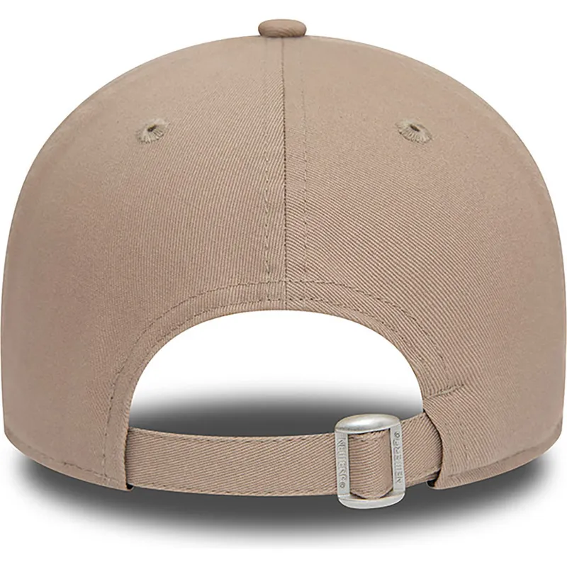 kepure-islenkta-ruda-reguliuojamas-9forty-essential-new-era